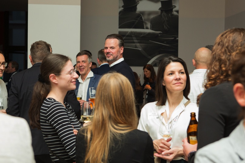 /images/slider-imgs-xs/119_Foto Loeffler_Weconact.jpg